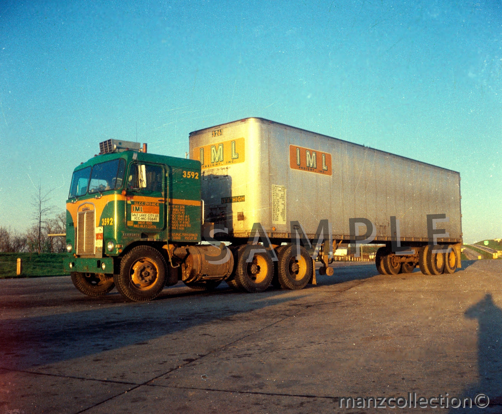 8X10 color semi-truck photo 1960's KW IML - Transportation Treasure