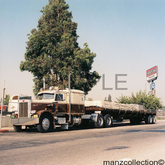 8x10 color semi-truck photo '70's Peterbilt flat-bed trailer - Transportation Treasure