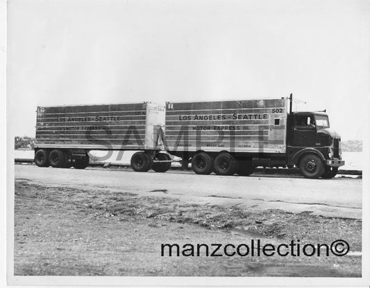 Bullnose Peterbilt truck 'n trailer LASME - Transportation Treasure