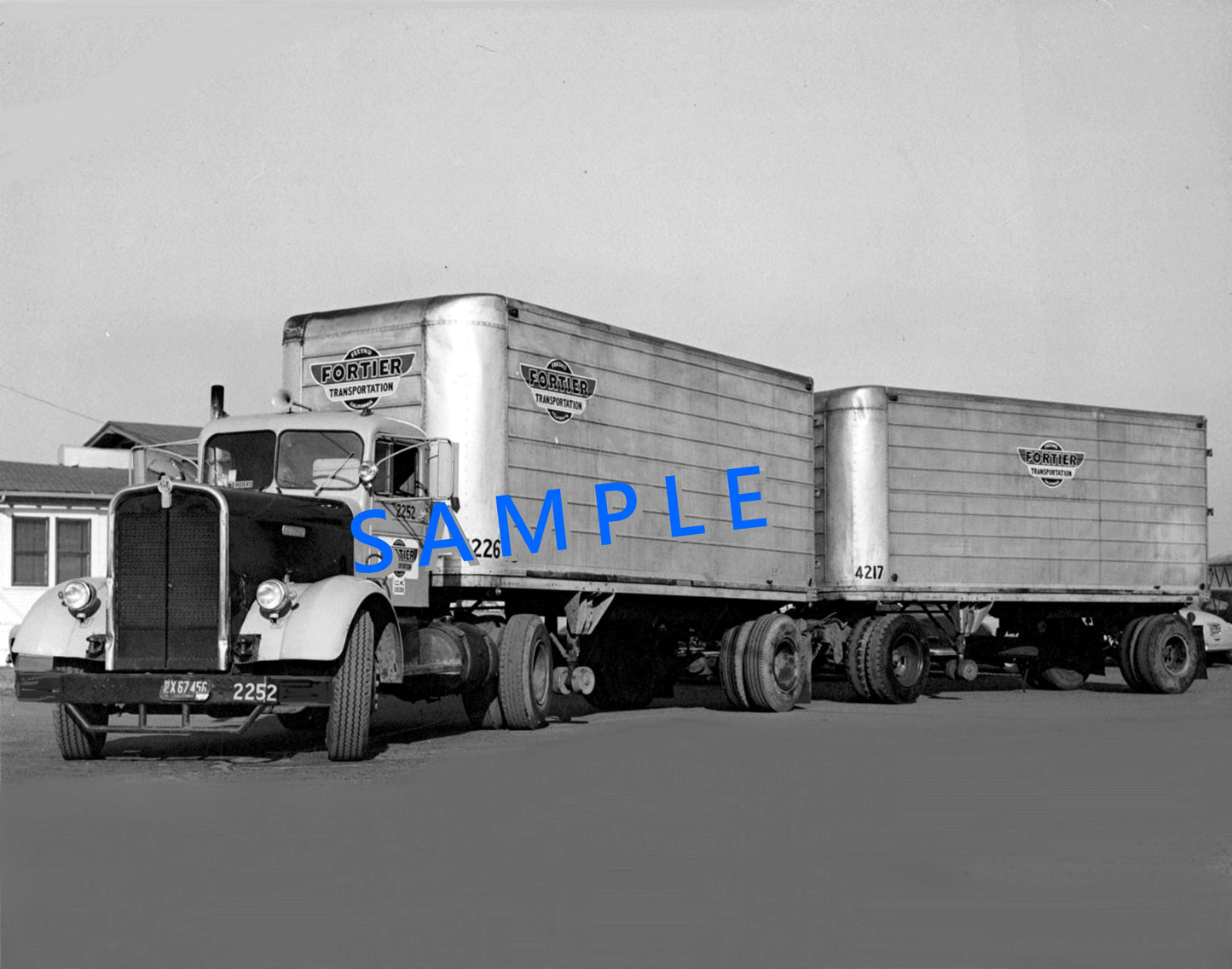 8x10 semi-truck photo KW FORTIER TRANSPORTATION doubles - Transportation Treasure