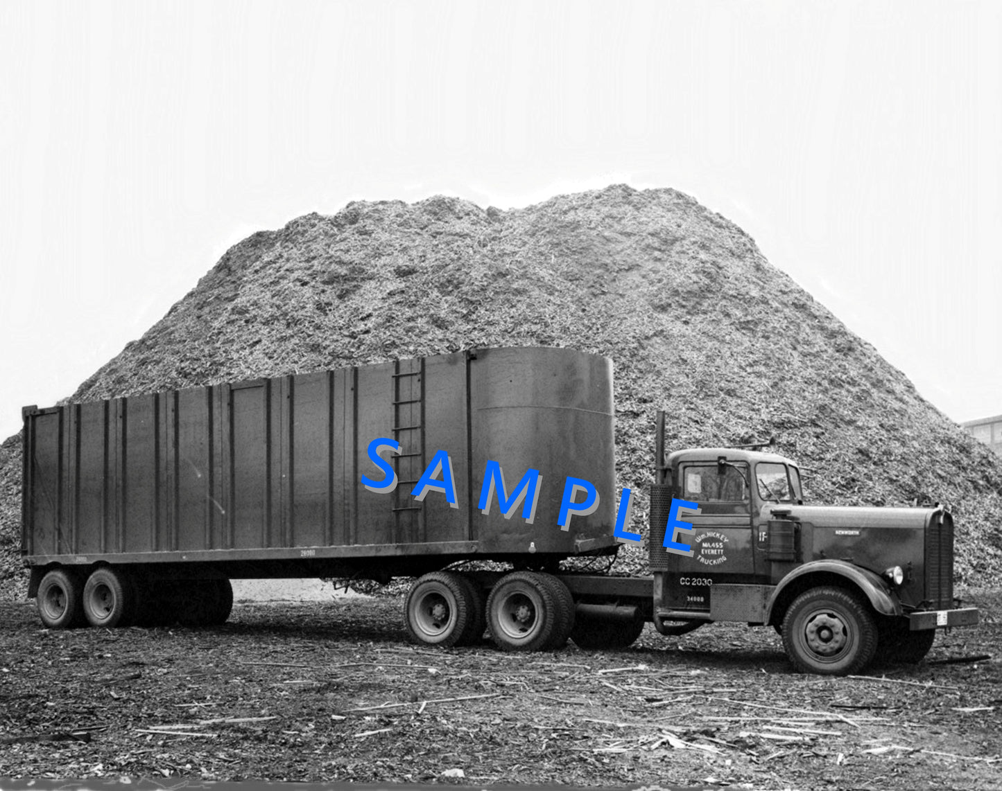 8x10 semi-truck photo KW sawmill trailer - Transportation Treasure