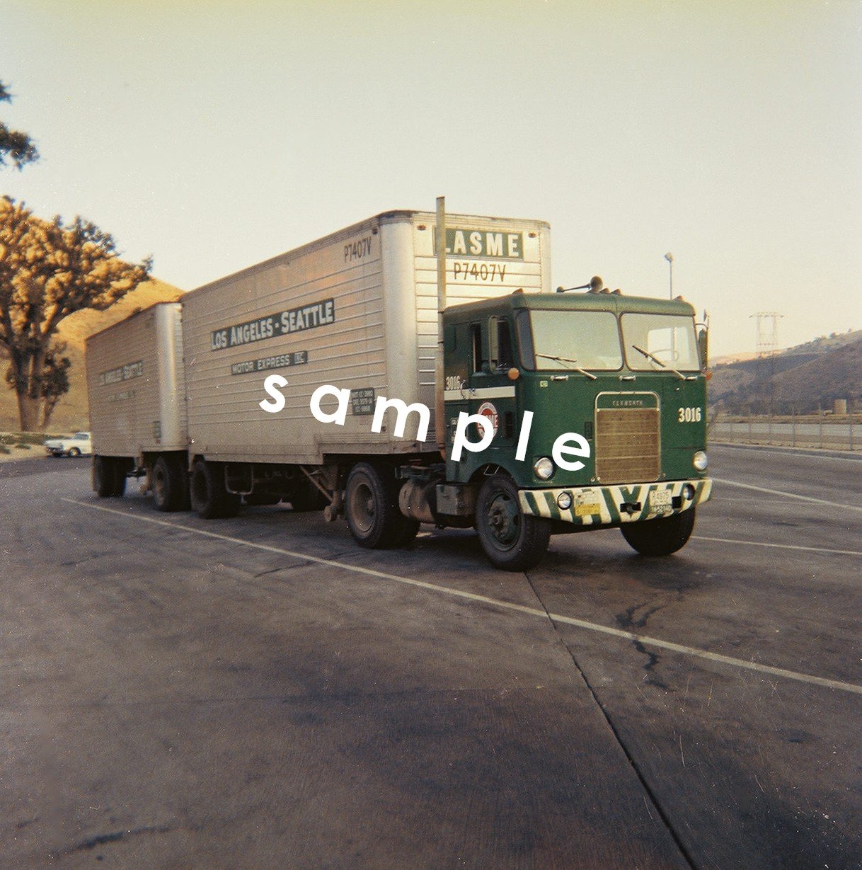 8X10 color semi-truck photo Kenworth COE LASME - Transportation Treasure