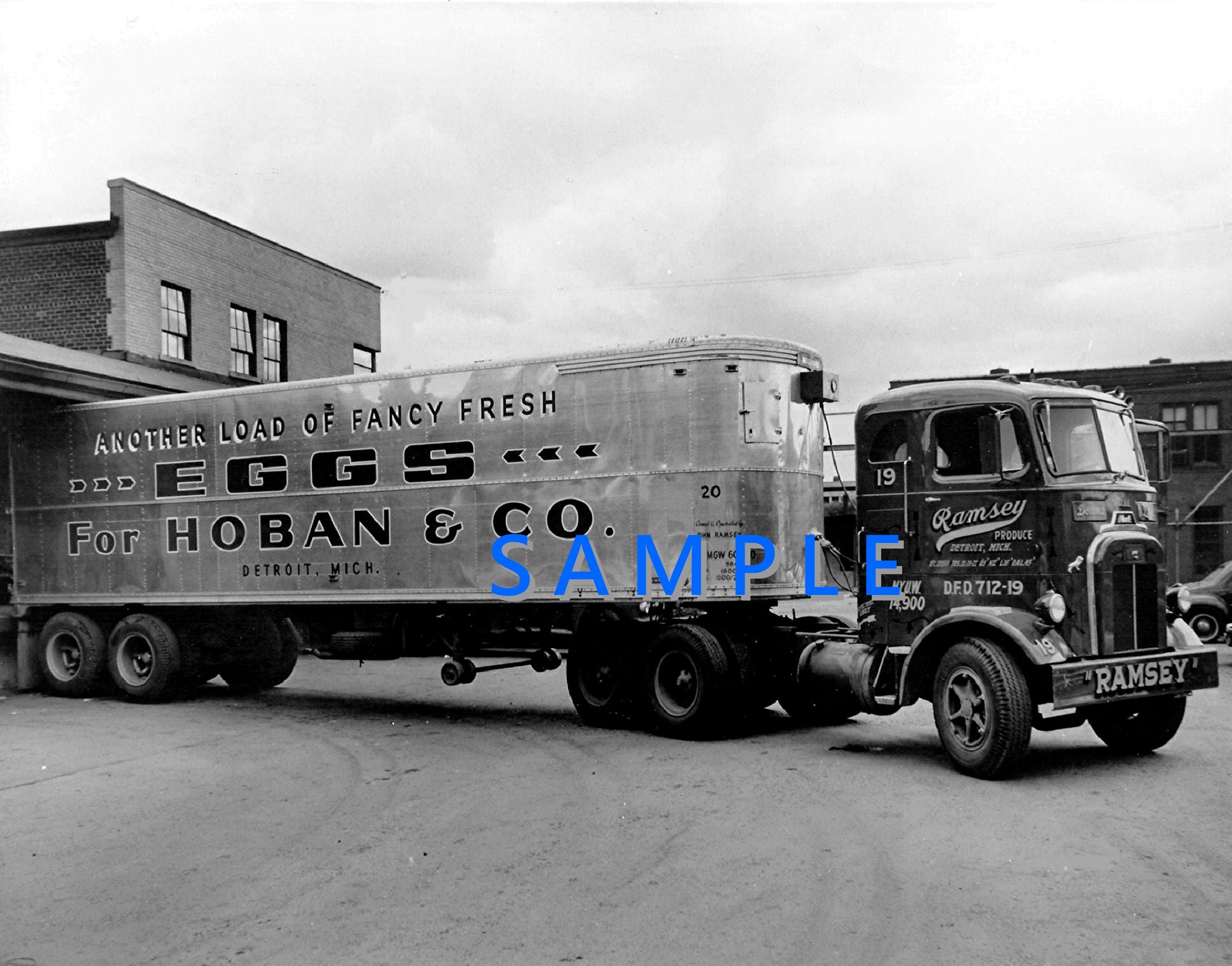 8X10 semi-truck photo MACK H61 RAMSEY PRODUCE - Transportation Treasure